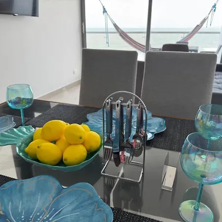 Relax By The Sea Apartment *
